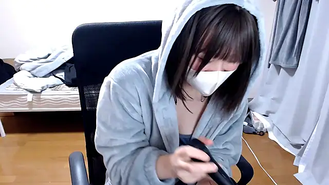 izumi  123 online show from 02.10.25