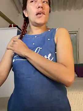 lia huan online show from 09.19.25