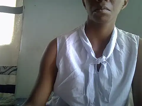 ElianeHot online show from 10.21.25