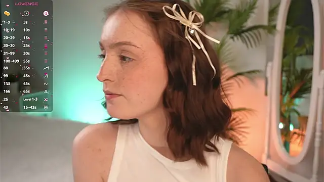 Snapshot of c_shark chatting on 03.02.25 c shark online show from 03.02.25