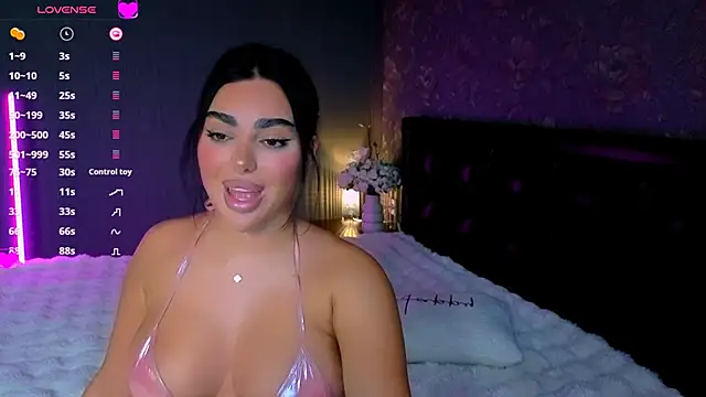 babyleilaa online show from 10.20.25