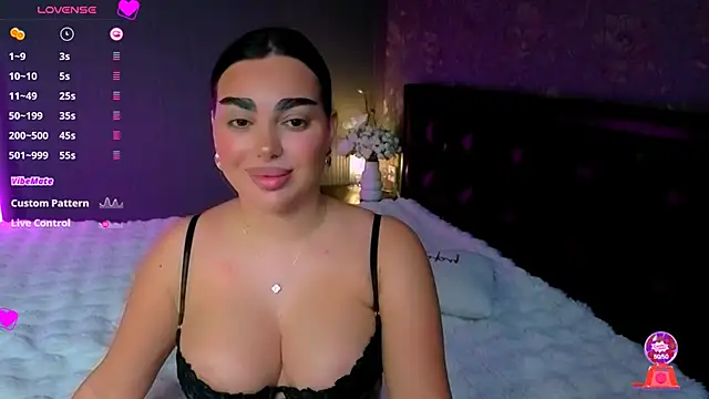 babyleilaa online show from 12.04.25