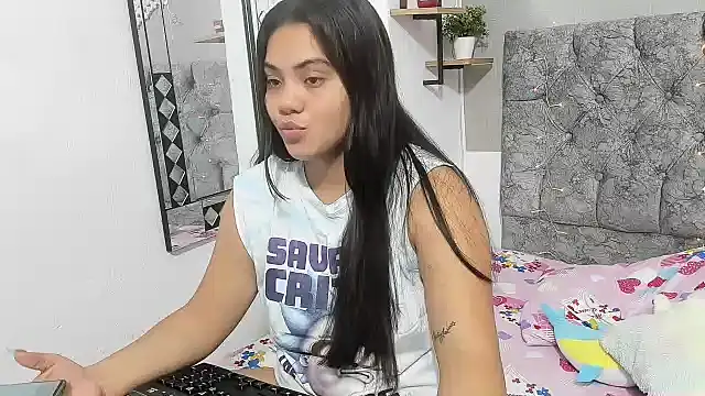 Snapshot of Alejandra_evanss chatting on 12.03.24 Alejandra evanss online show from 12.03.24
