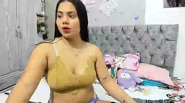 Snapshot of Alejandra_evanss chatting on 03.19.25 Alejandra evanss online show from 03.19.25