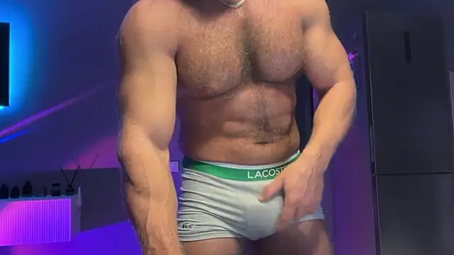 KarlosRichi online show from 12.18.25