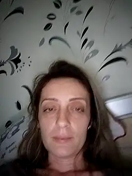 SophyGirl online show from 12.18.25