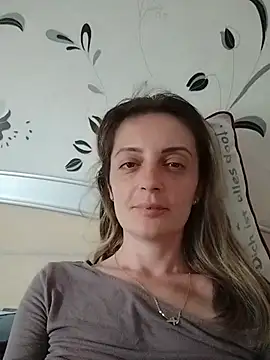 SophyGirl online show from 05.20.26