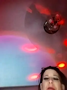 Snapshot of michele462 chatting on 09.26.25 michele462 online show from 09.26.25