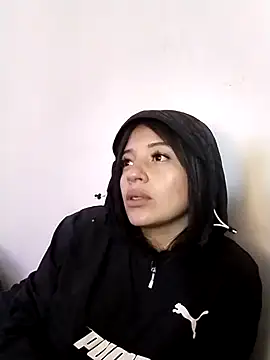 Snapshot of angelie_3 chatting on 02.20.25 angelie 3 online show from 02.20.25