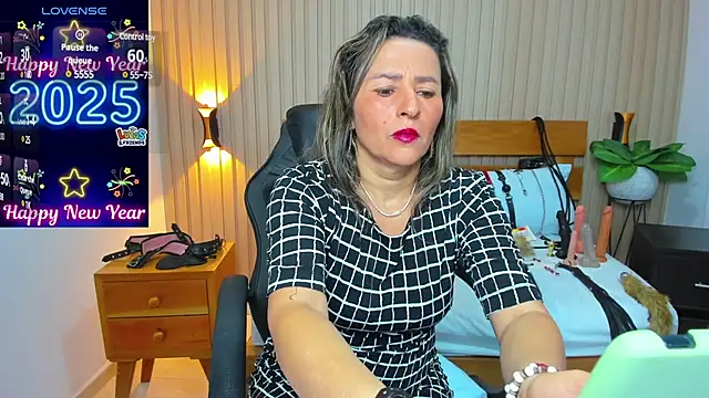 luciana ballesteros  online show from 01.15.25
