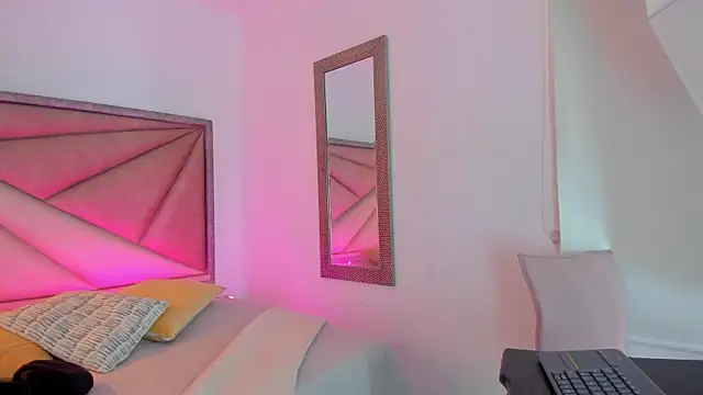 FaloonRoussel online show from 01.13.26