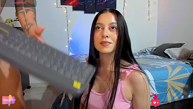 Snapshot of ethan_chloeee chatting on 02.01.26 ethan chloeee online show from 02.01.26