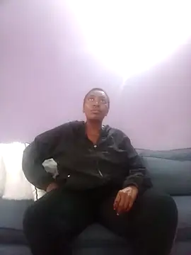 Snapshot of mashilling chatting on 02.19.25 mashilling online show from 02.19.25