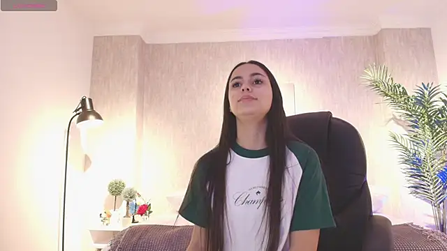 Aleejaa   online show from 01.05.25