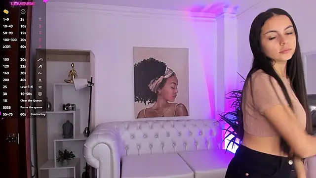 Aleejaa   online show from 01.17.25