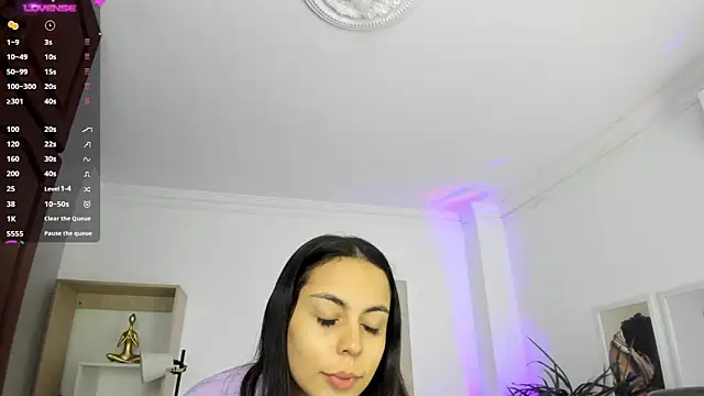 Aleejaa   online show from 01.23.25