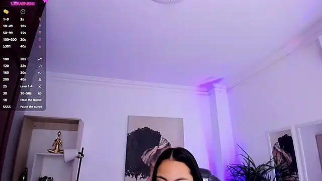 Aleejaa   online show from 01.24.25