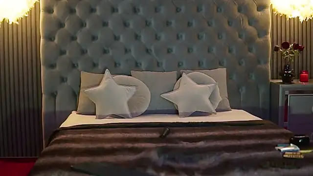 Snapshot of AmelyNoir chatting on 12.11.24 AmelyNoir online show from 12.11.24