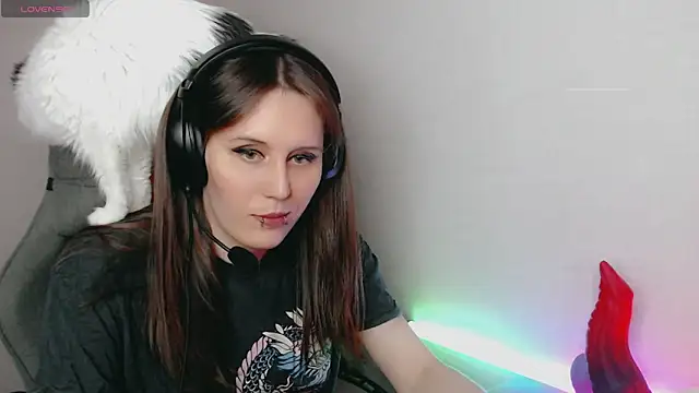 tracy cooper online show from 01.04.25