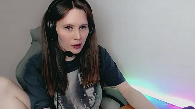 tracy cooper online show from 01.06.25