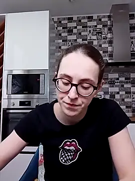 MartiniiSelenna online show from 01.28.25