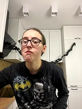 MartiniiSelenna online show from 10.27.25