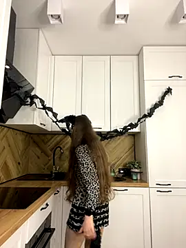 MartiniiSelenna online show from 10.28.25