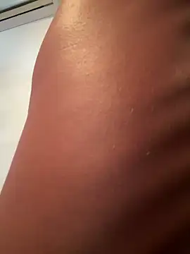 Snapshot of Rose-euphoria chatting on 10.14.25 Rose-euphoria online show from 10.14.25