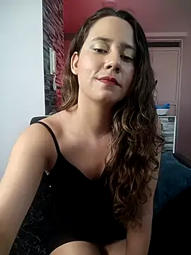 Snapshot of lovely_kitt chatting on 03.04.25 lovely kitt online show from 03.04.25