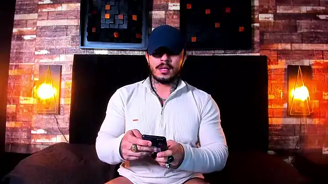 Van Velckan online show from 12.06.24