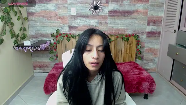 Snapshot of Lucy_joi chatting on 12.14.24 Lucy joi online show from 12.14.24