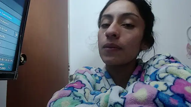 Snapshot of Lucy_joi chatting on 01.19.25 Lucy joi online show from 01.19.25