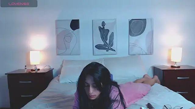 Snapshot of Lucy_joi chatting on 01.20.25 Lucy joi online show from 01.20.25