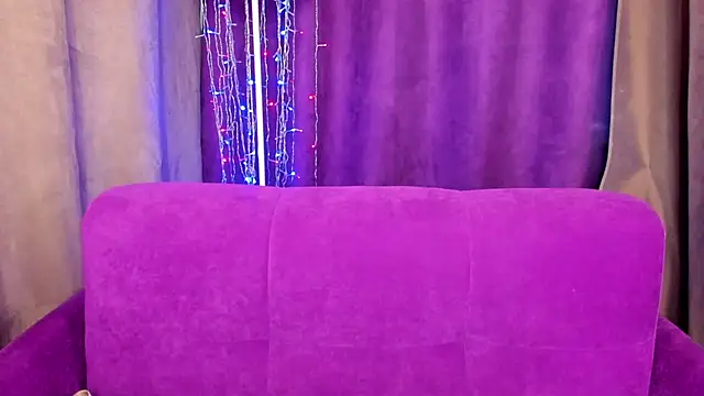 Snapshot of AlinaLovelyX chatting on 02.16.25 AlinaLovelyX online show from 02.16.25