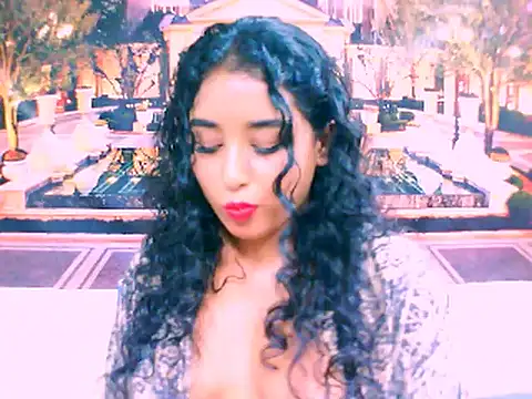 Snapshot of IndianAngel4u chatting on 02.05.25 IndianAngel4u online show from 02.05.25