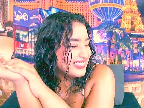 Snapshot of IndianAngel4u chatting on 09.16.25 IndianAngel4u online show from 09.16.25