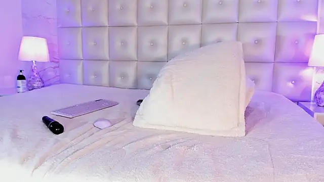 sabrinamilani online show from 01.16.25