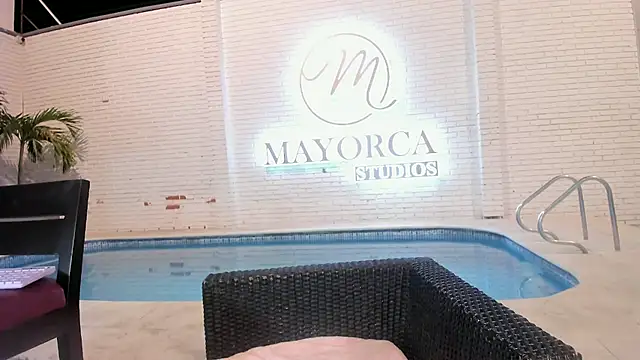 sabrinamilani online show from 11.08.25