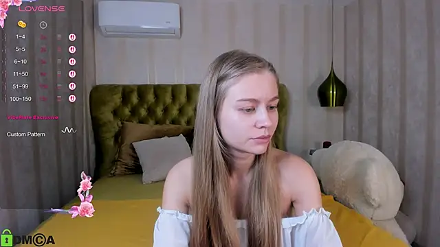 Polumna cute online show from 12.17.25