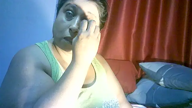 Snapshot of raniofsex02 chatting on 02.10.25 raniofsex02 online show from 02.10.25