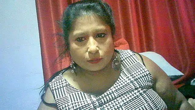 Snapshot of raniofsex02 chatting on 02.20.25 raniofsex02 online show from 02.20.25