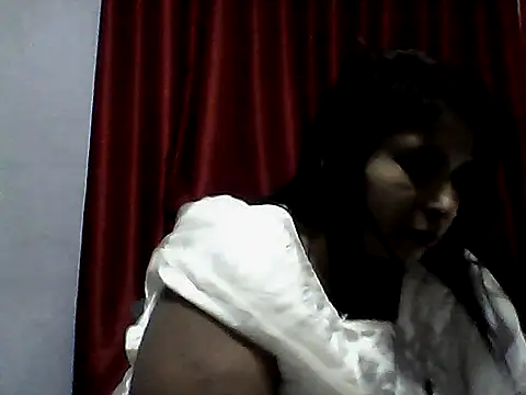 Snapshot of raniofsex02 chatting on 03.10.25 raniofsex02 online show from 03.10.25