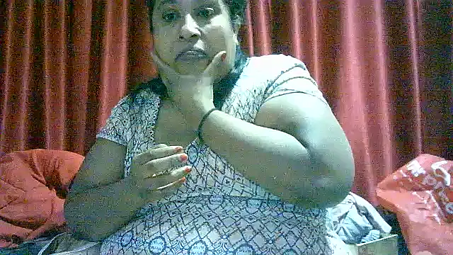 Snapshot of raniofsex02 chatting on 09.08.25 raniofsex02 online show from 09.08.25