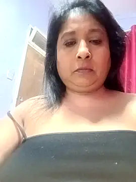 Snapshot of raniofsex02 chatting on 09.20.25 raniofsex02 online show from 09.20.25