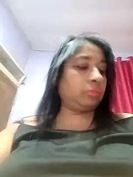 Snapshot of raniofsex02 chatting on 09.26.25 raniofsex02 online show from 09.26.25