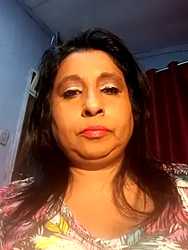 Snapshot of raniofsex02 chatting on 10.12.25 raniofsex02 online show from 10.12.25