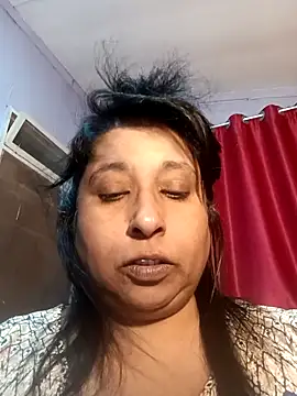 Snapshot of raniofsex02 chatting on 10.23.25 raniofsex02 online show from 10.23.25