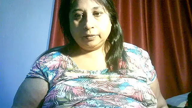 Snapshot of raniofsex02 chatting on 10.28.25 raniofsex02 online show from 10.28.25