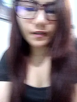 Snapshot of ZUCAAT chatting on 02.22.26 ZUCAAT online show from 02.22.26