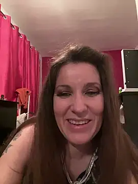 Lwhite1 online show from 01.05.25